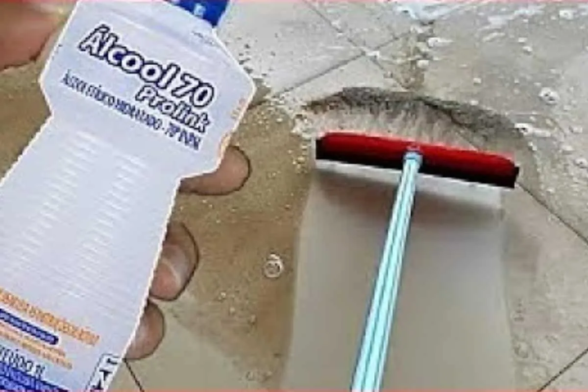 Misturinha limpa piso com produtos que você já no armário: d