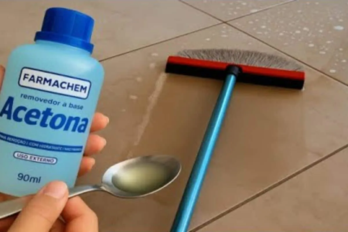 Misturinha para limpar piso sujo e encardido: chega de sofre