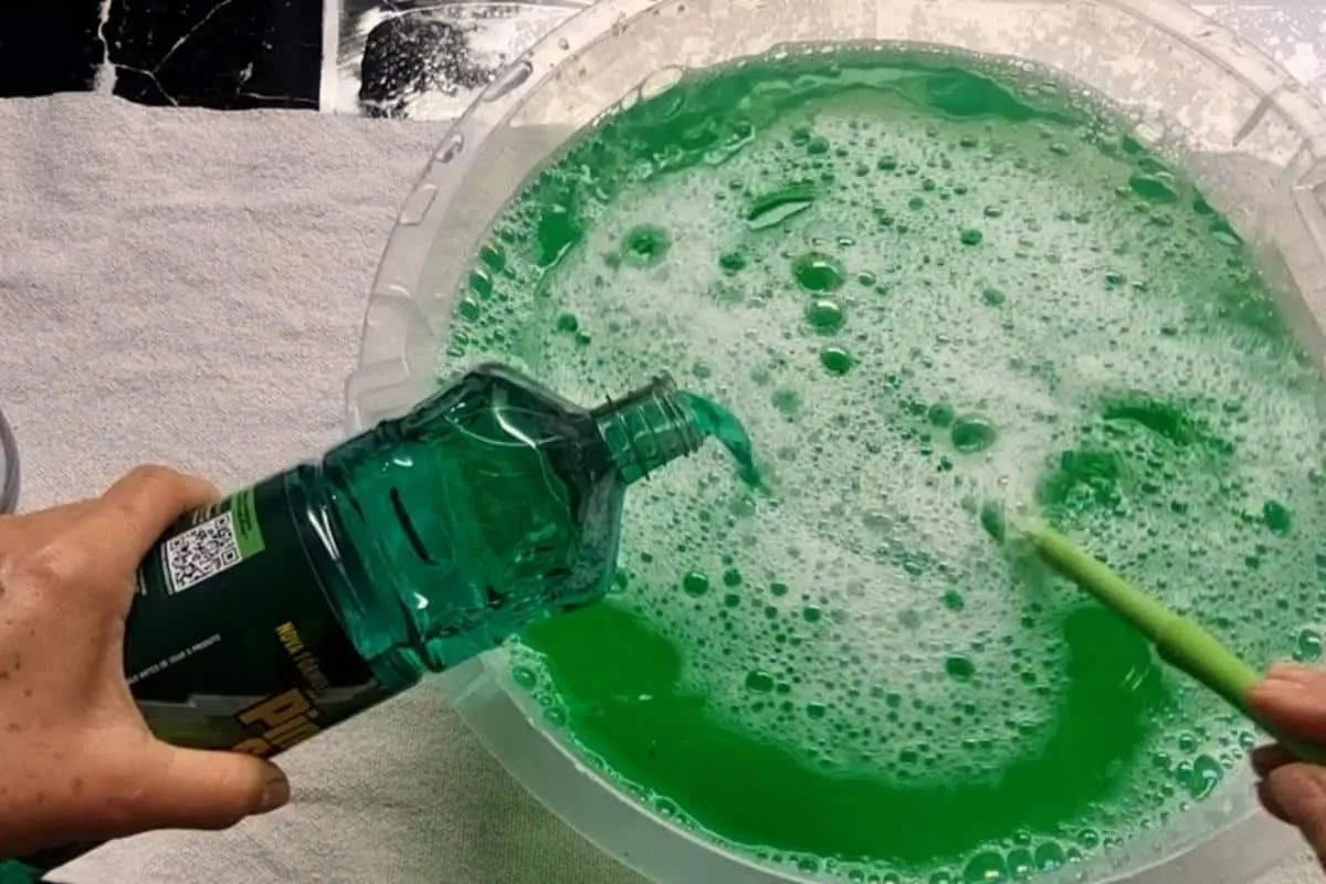 Misturinha para limpeza pesada: tira qualquer tipo de sujeir