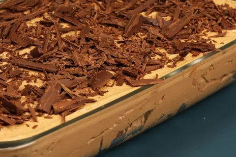 Mousse de chocolate: sobremesa cremosa feita sem fogo e sem 