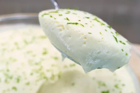 Mousse de limão sem leite condensado: veja como fazer a mous
