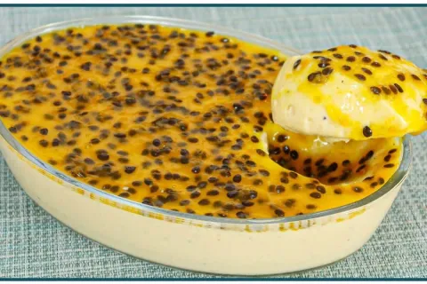 Mousse de maracujá cremosa e perfeita, feita no liquidificad
