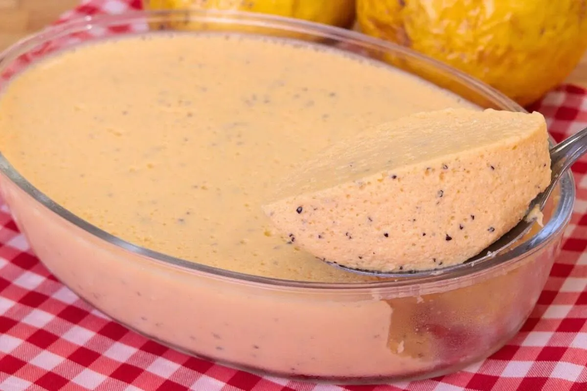 Mousse de maracujá zero açúcar fit e proteica, uma sobremesa