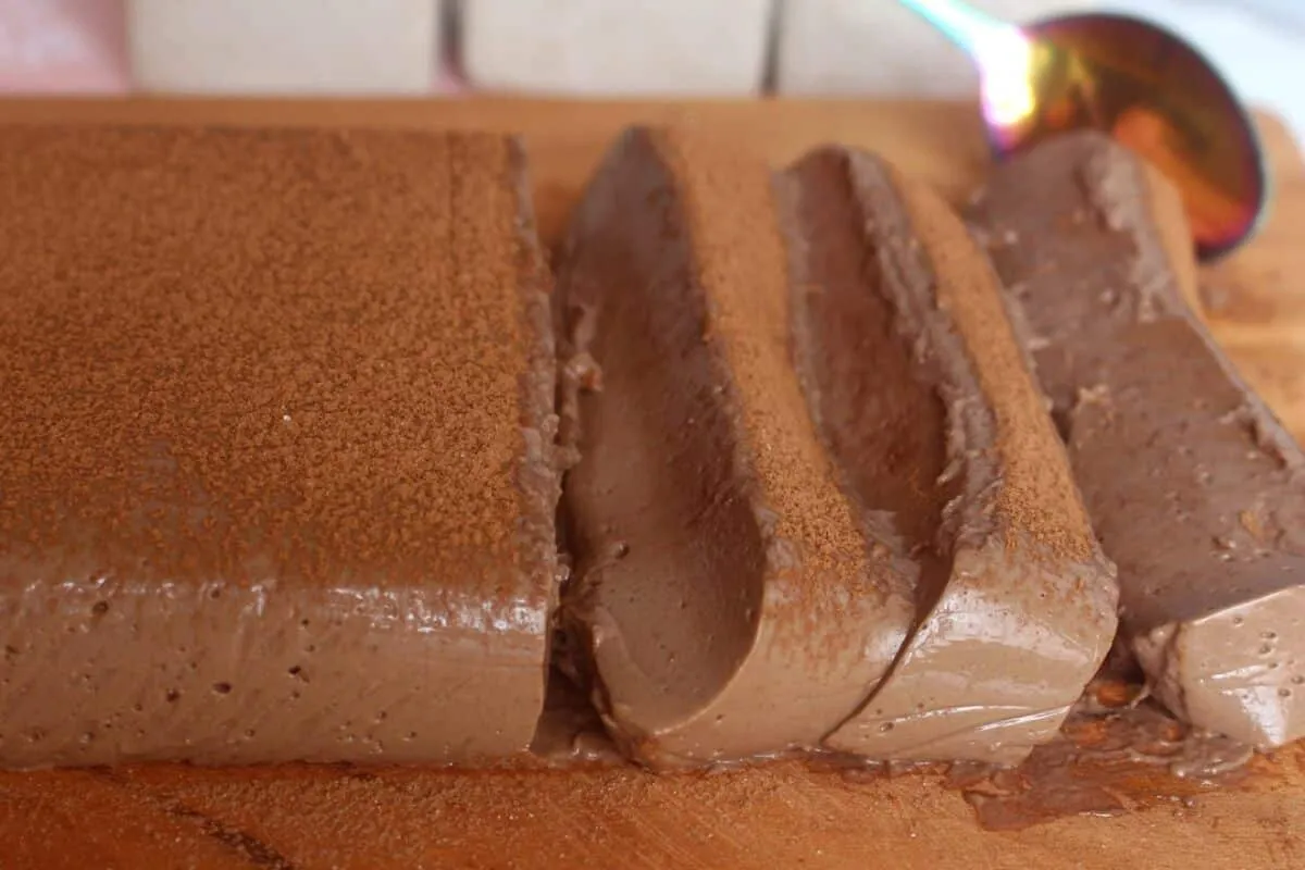 Mousse sem açúcar deliciosa e cremosa sobremesa leve e ideal