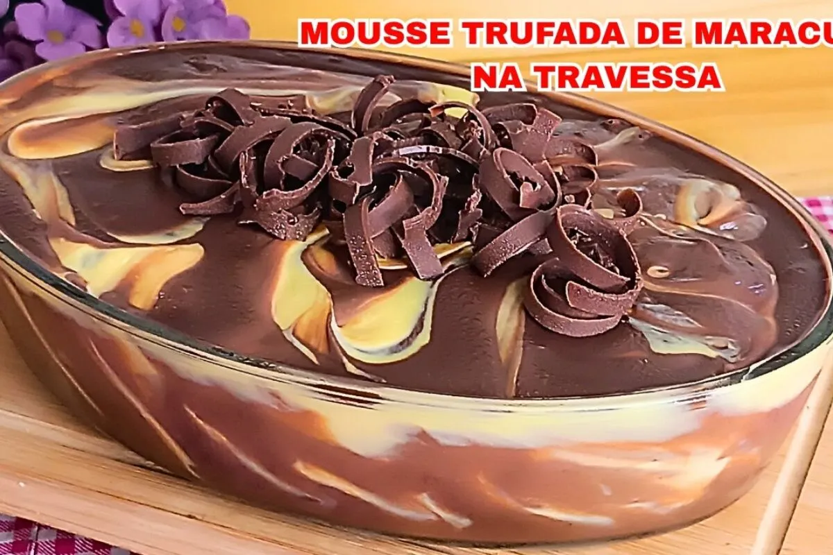Mousse trufada de maracujá sem gelatina e sem fogão, uma sob