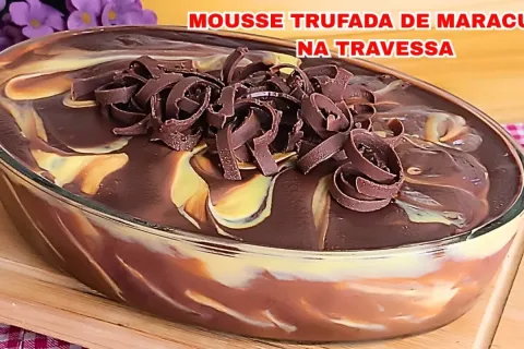 Mousse trufada de maracujá sem gelatina e sem fogão, uma sob