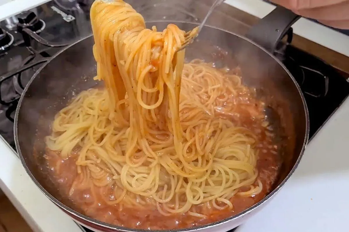 Não faça macarrão na sua casa sem conhecer essa receita de m