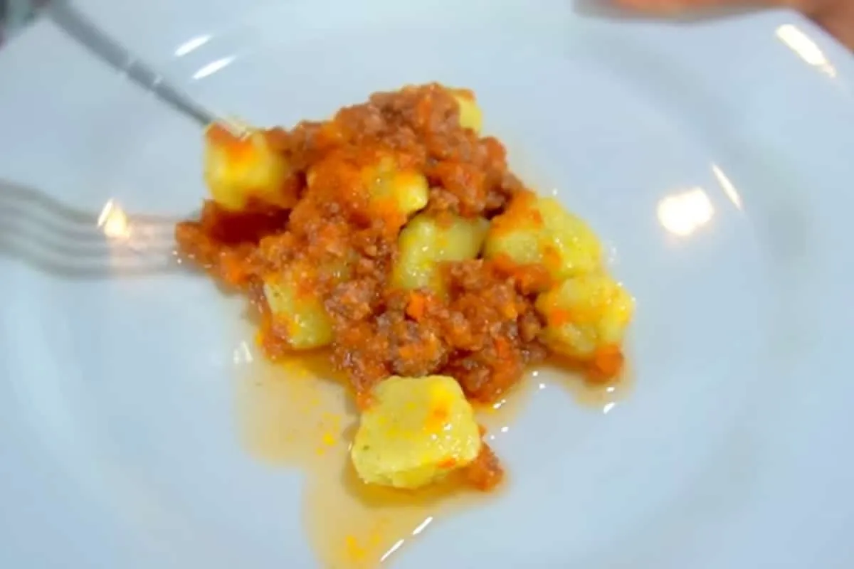 Nhoque de abobrinha leve e delicioso, feito com poucos ingre