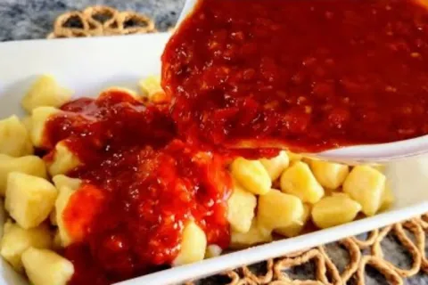 Nhoque de aipim com uma massa levinha e cremosa, ideal para 