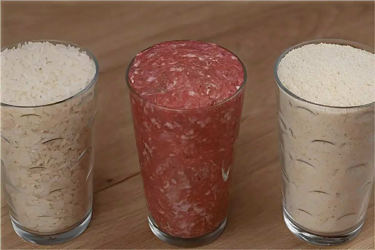 O bolinho de carne frito dos anos 80/90 está de volta ainda