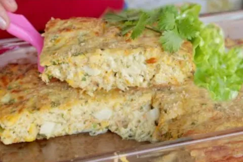 Omelete de forno delicioso e prático de fazer, recheada com 