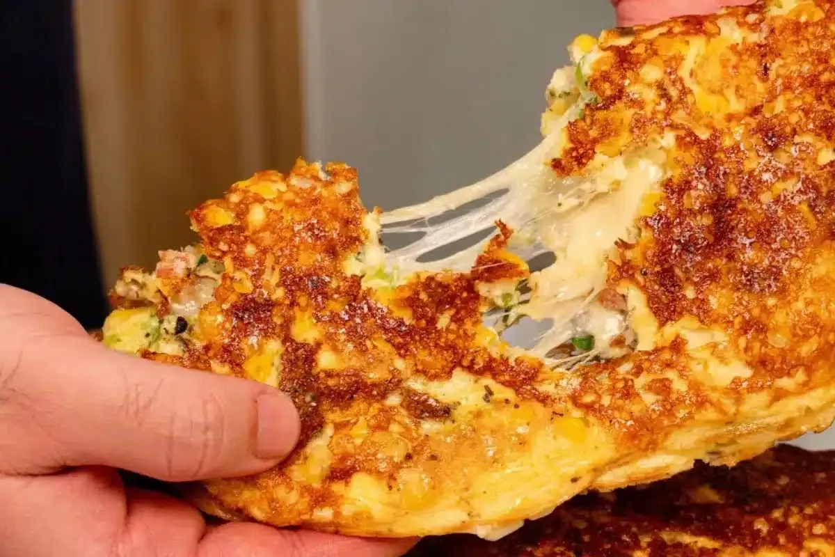 Omelete de frigideira feito sem farinha de trigo super fofin