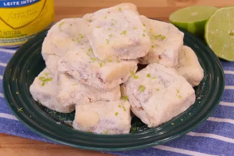 Palha italiana de limão cremosa e fácil, uma opção perfeita 