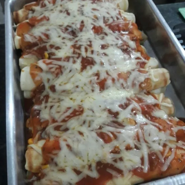 Panqueca com Molho de Carne Moída