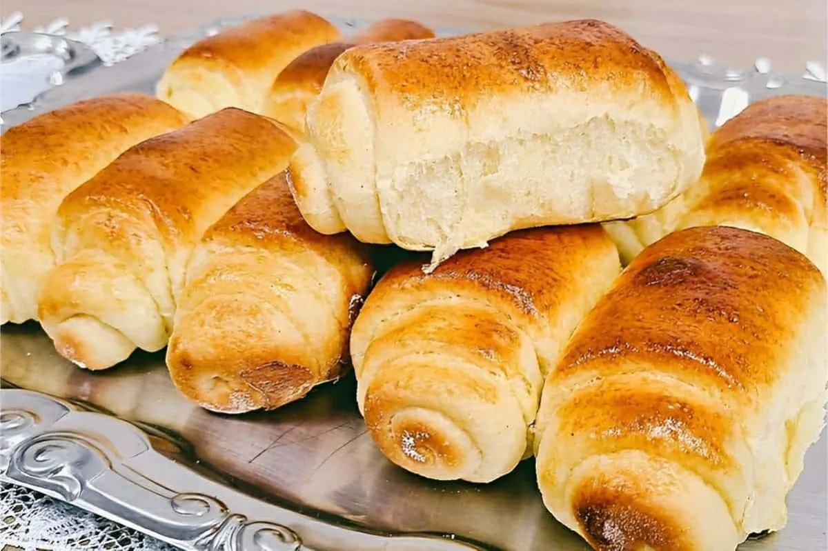 Pão caseirinho de fubá muito fofinho e delicioso perfeito pa