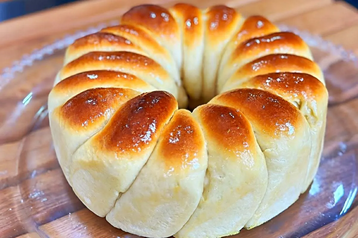 Pão caseiro com 1 ovo só e que não precisa sovar muito fofin