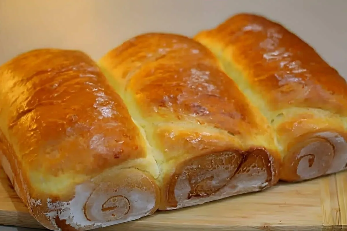 Pão caseiro de leite fofinho e saboroso para mandar na lanch