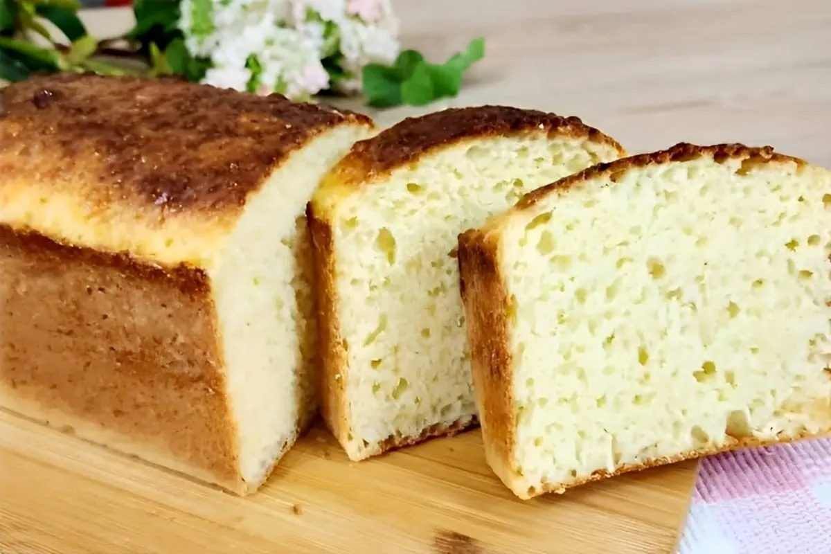 Pão caseiro de liquidificador fofinho e fácil de fazer para