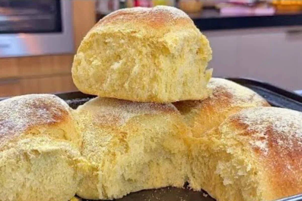 Pão caseiro de liquidificador: o pão mais fofinho e perfeito