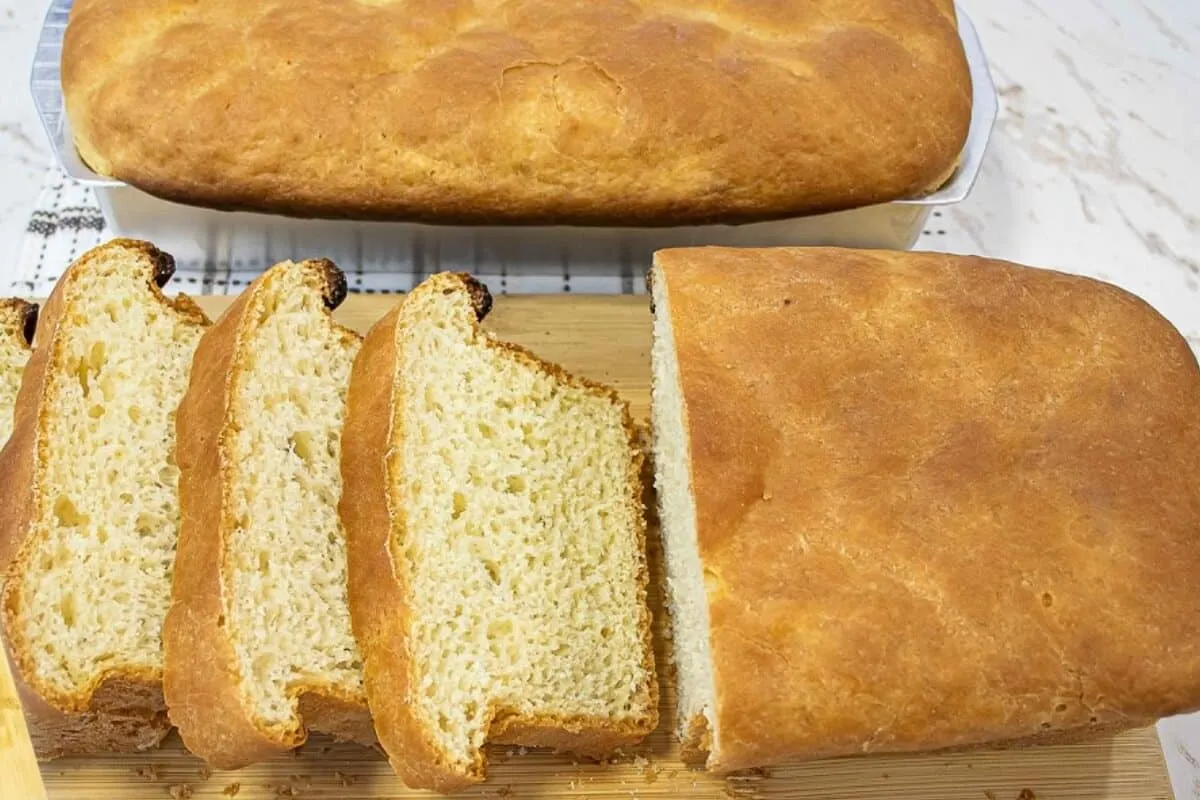 Pão caseiro de massa mole que fica delicioso para comer quen