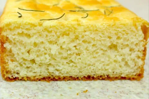 Pão caseiro diferente que não precisa sovar e com ingredient