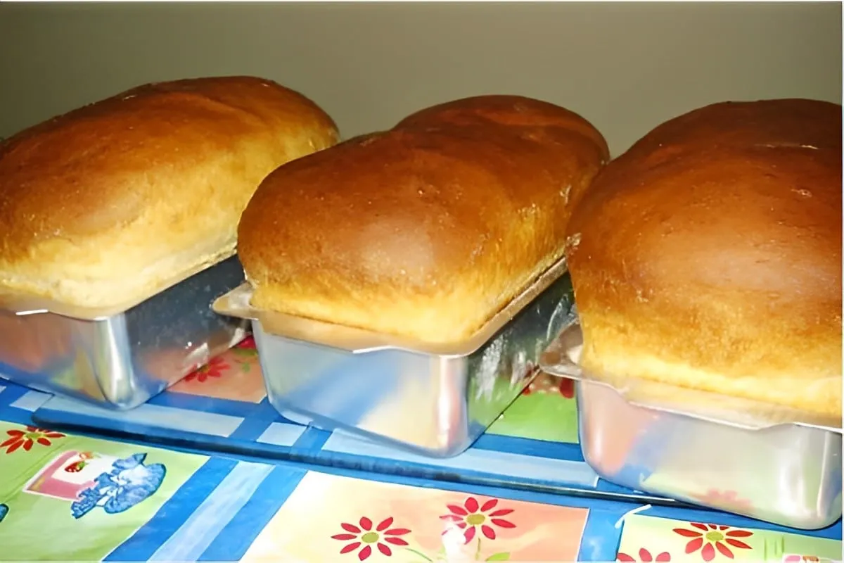 Pão caseiro fácil de fazer e rende muito receitinha de fazen
