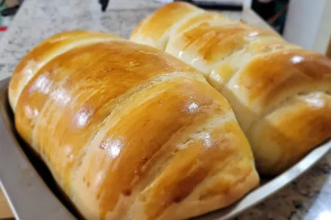 Pão caseiro fácil e que cresce muito: aprenda todos os segre