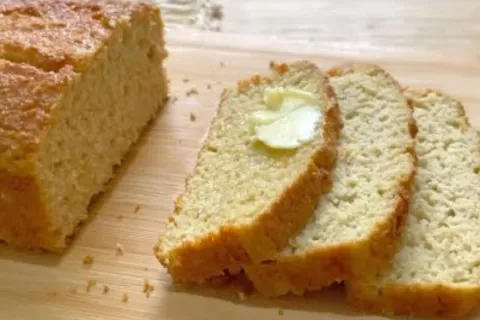 Pão caseiro low carb para não ficar sem seu pãozinho no café
