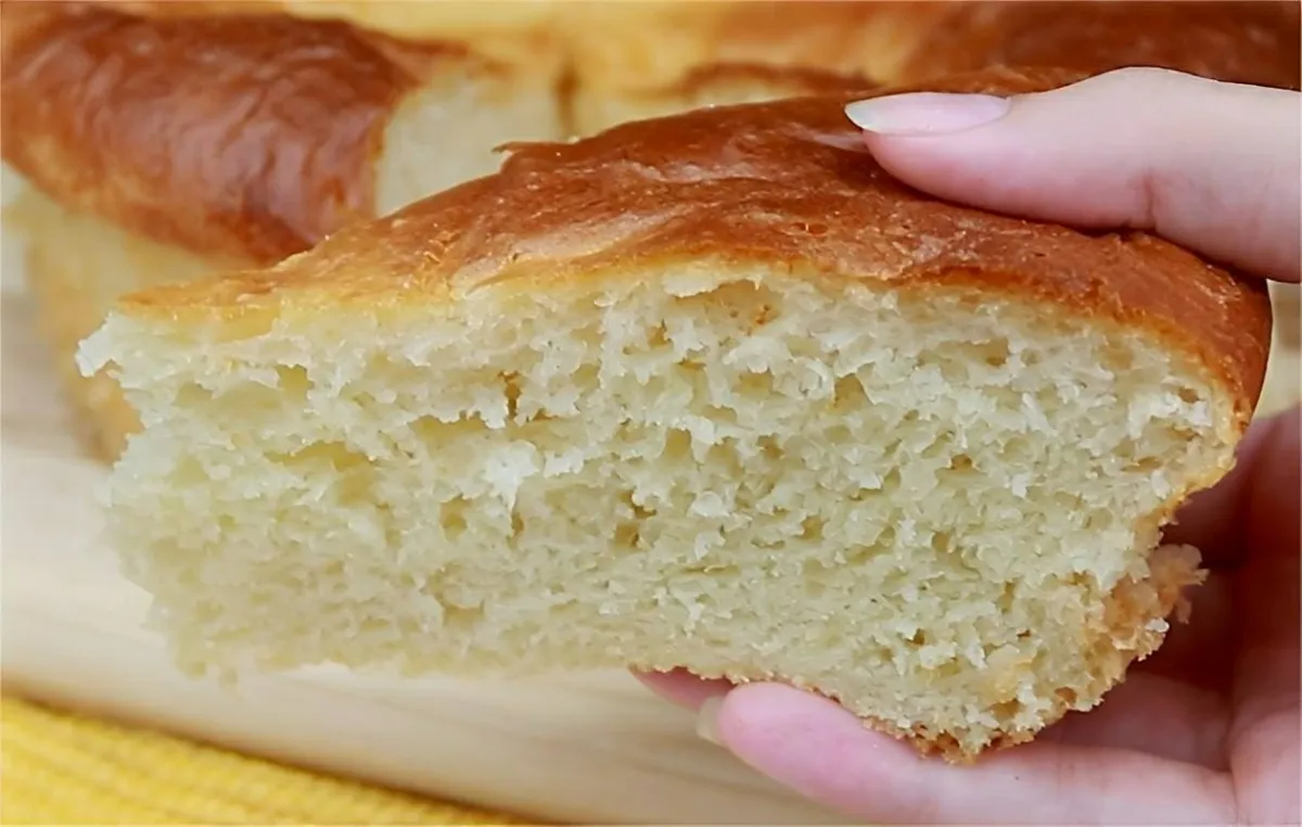 Pão caseiro que não precisa sovar muito fofinho saboroso par
