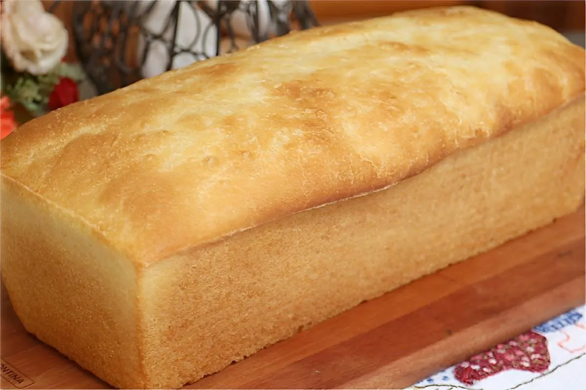 Pão caseiro sem ovos e leite muito fácil basta misturar os i