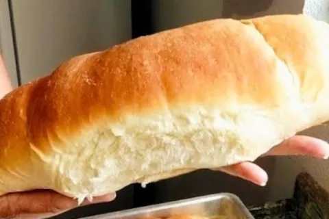 Pão caseiro simples e fácil que cresce: essa receita não tem