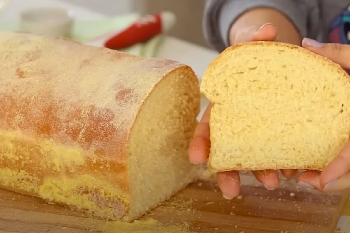 Pão colonial fofinho e delicioso que vai perfumar sua cozinh