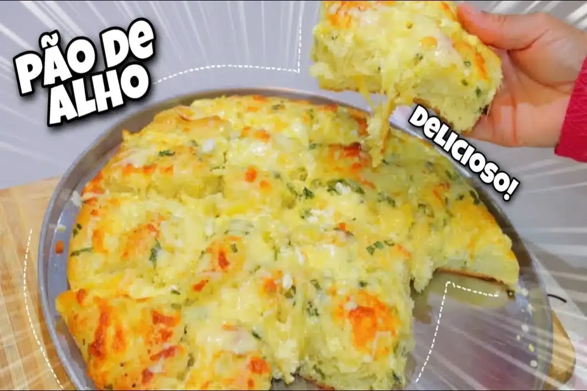 Pão de alho caseiro para você servir no lanche ou no dia do