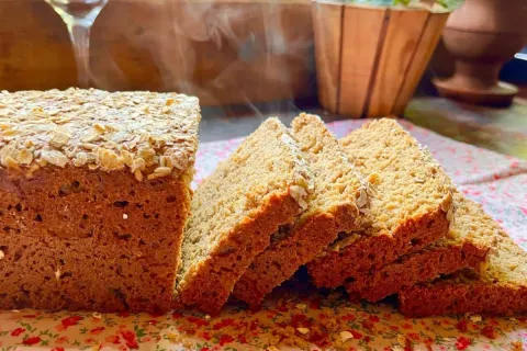 Pão de aveia saudável e leve para o seu cardápio semanal de 