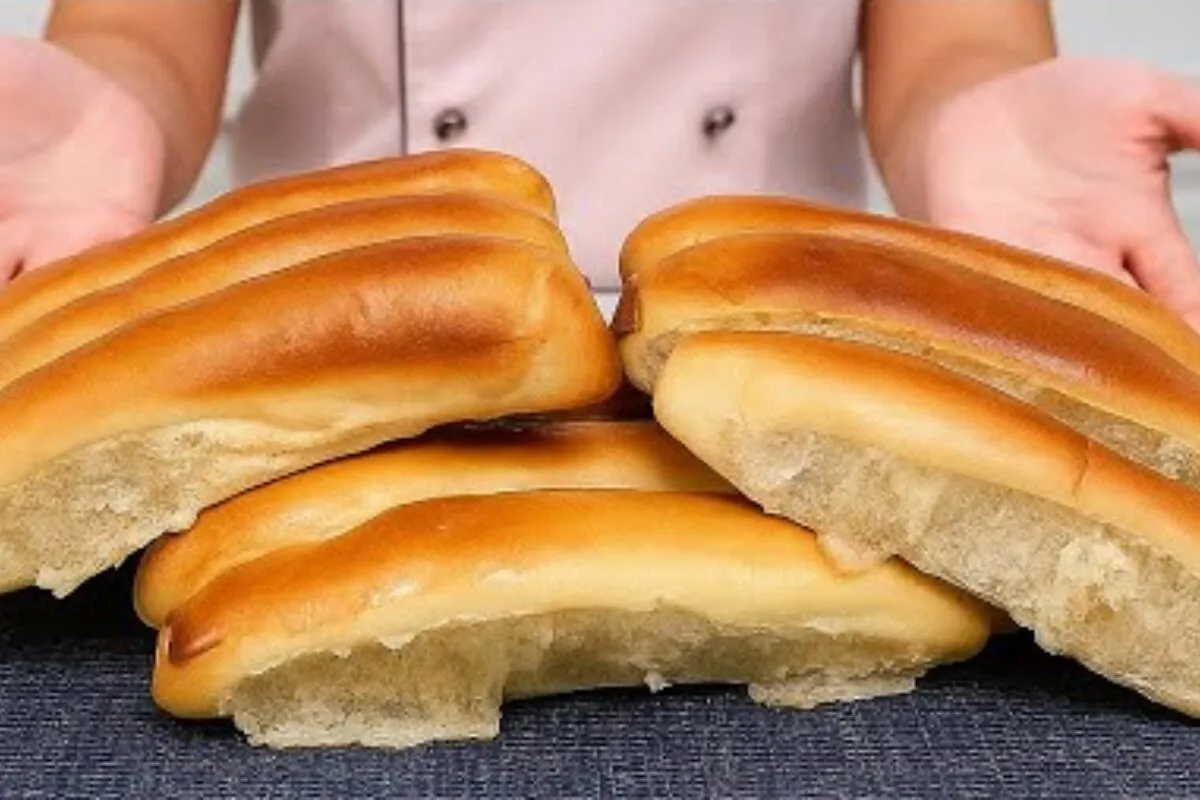 Pão de cachorro quente para seu lanche: receita super fácil