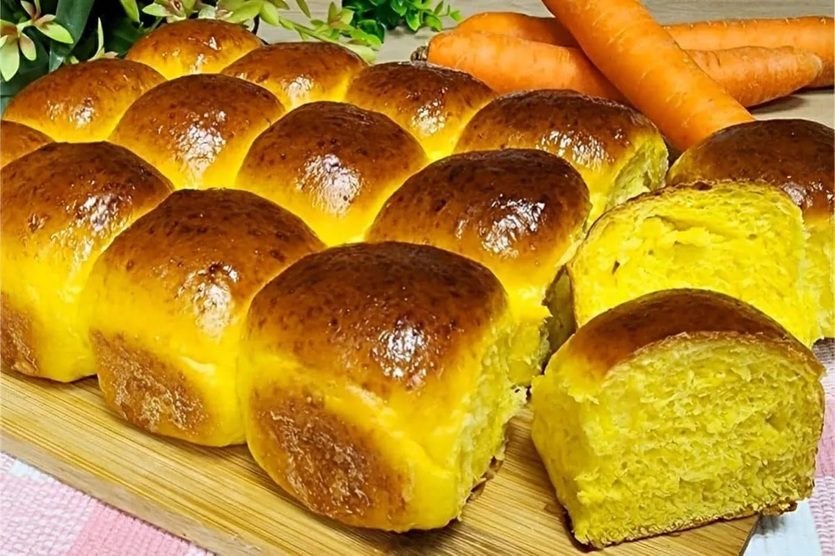 Pão de cenoura caseiro fácil de fazer e delicioso perfeito p