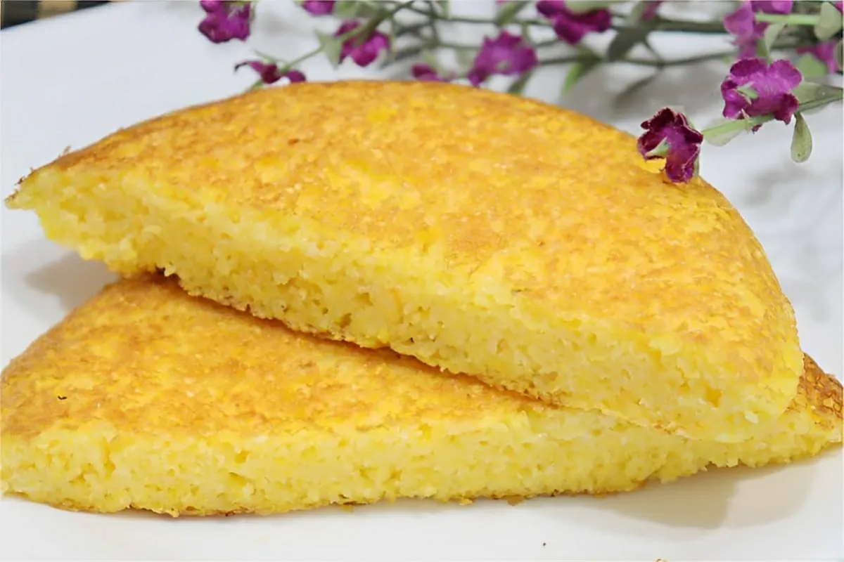 Pão de cuscuz na frigideira delicioso e muito fácil de prepa