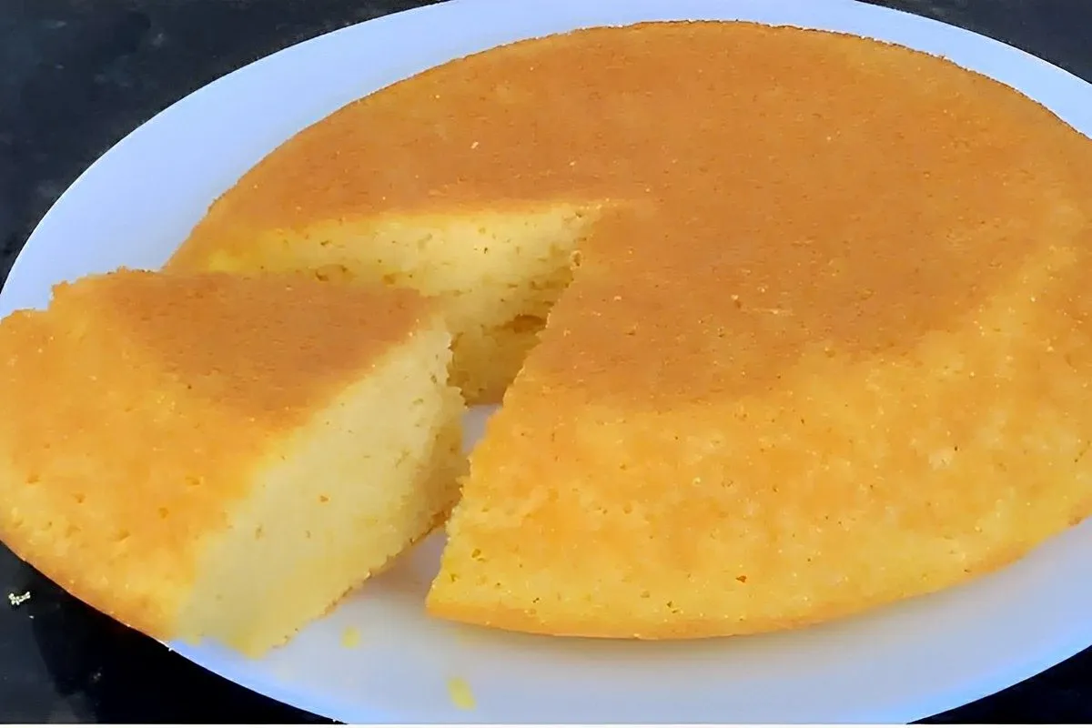 Pão de fubá sem farinha de trigo feito na frigideira muito l