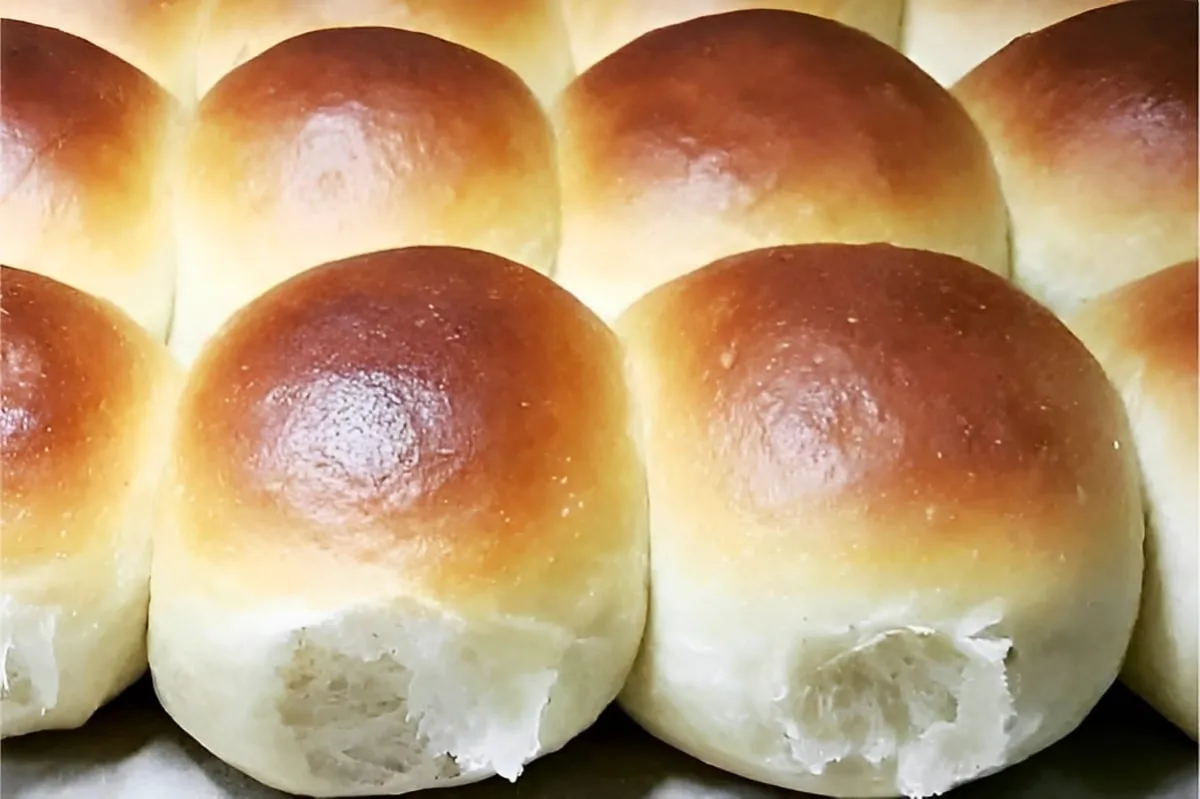 Pão de leite caseiro feito no liquidificador bem gostoso e f