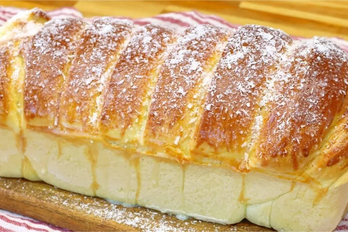 Pão de leite caseiro super fofinho e macio que aprendi com o