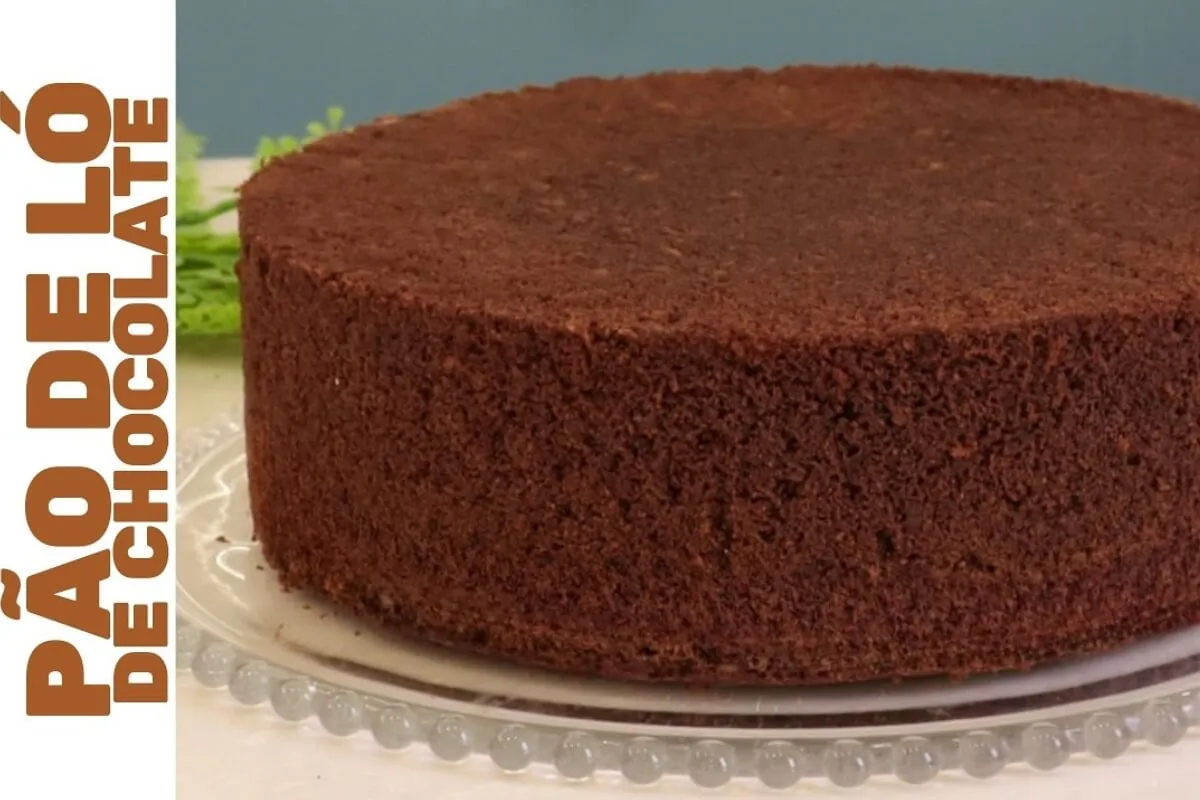 Pão de ló de chocolate: receita grande, estruturada, econômi