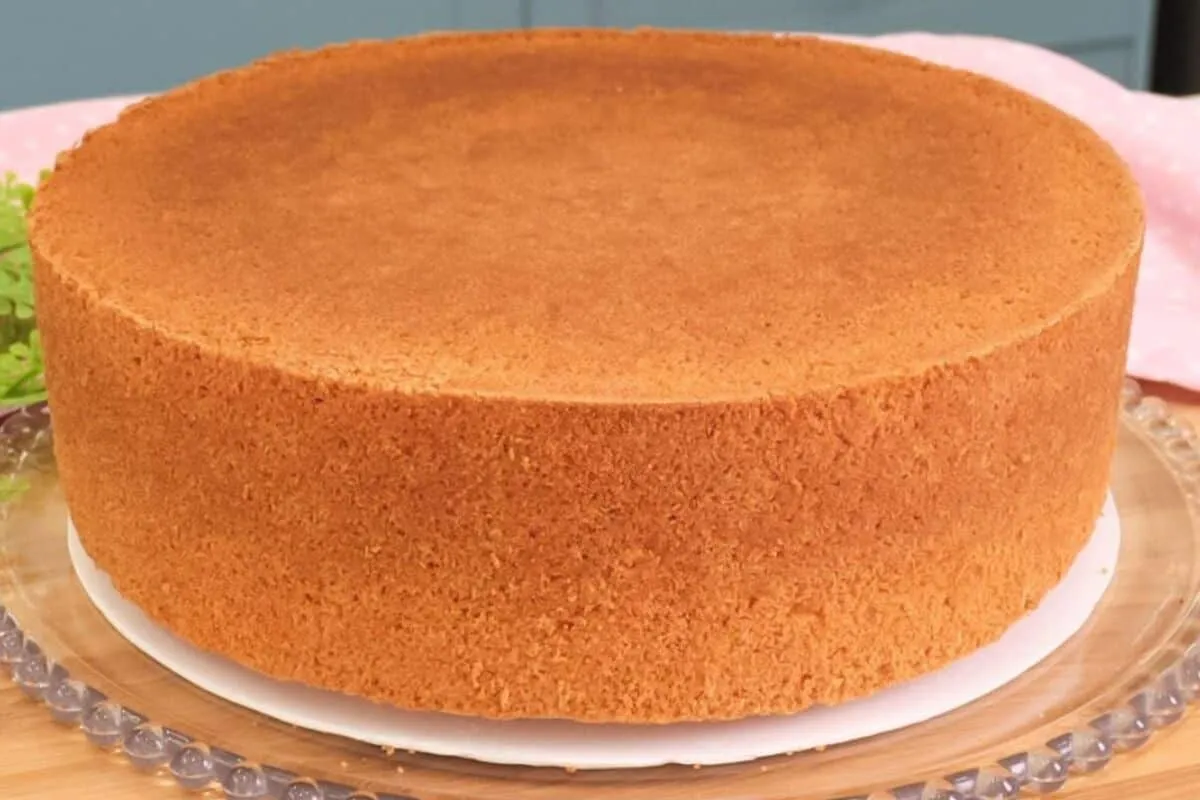 Pão de ló profissional grandão: super econômico com 4 ingred