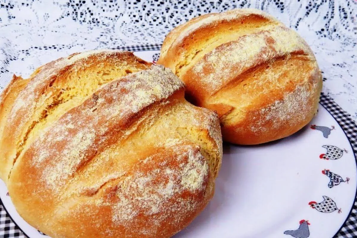Pão de milho da fazenda bem fofinho e muito saboroso para se