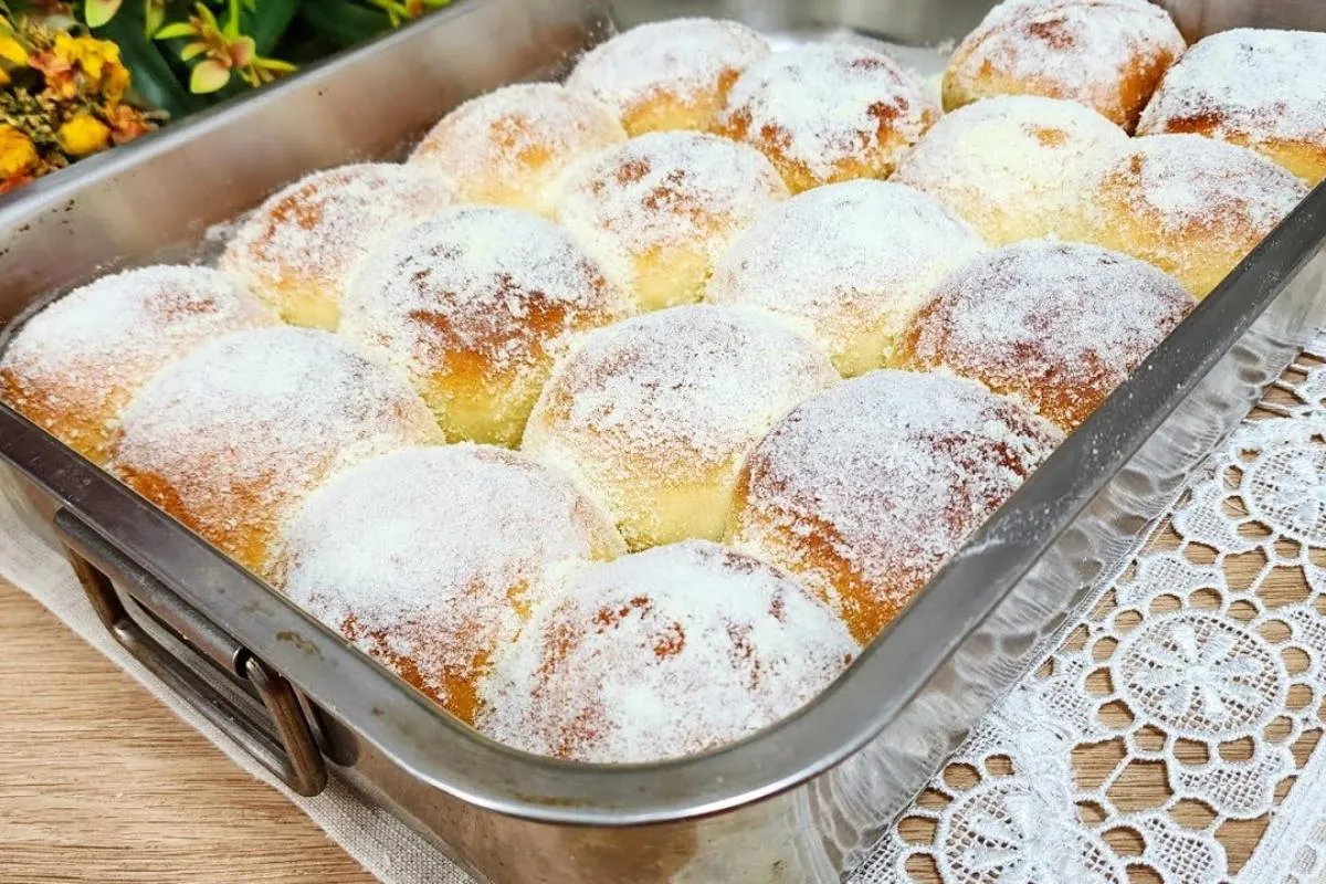 Pão de moça bem fofinho e fácil de fazer para o seu café da