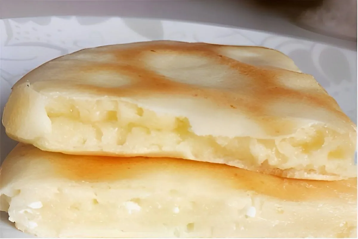 Pão de queijo com tapioca na frigideira uma delícia que fica