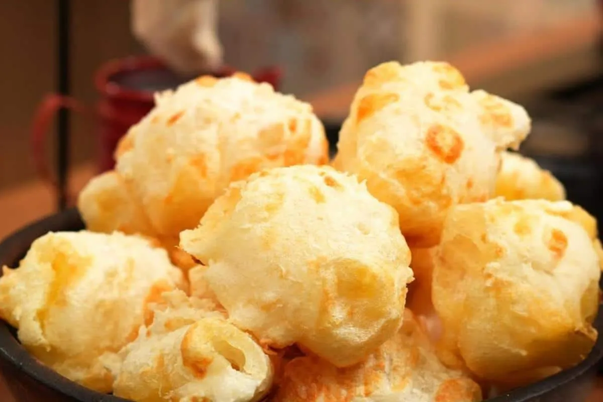 Pão de queijo de colher uma receita fácil e deliciosa que va