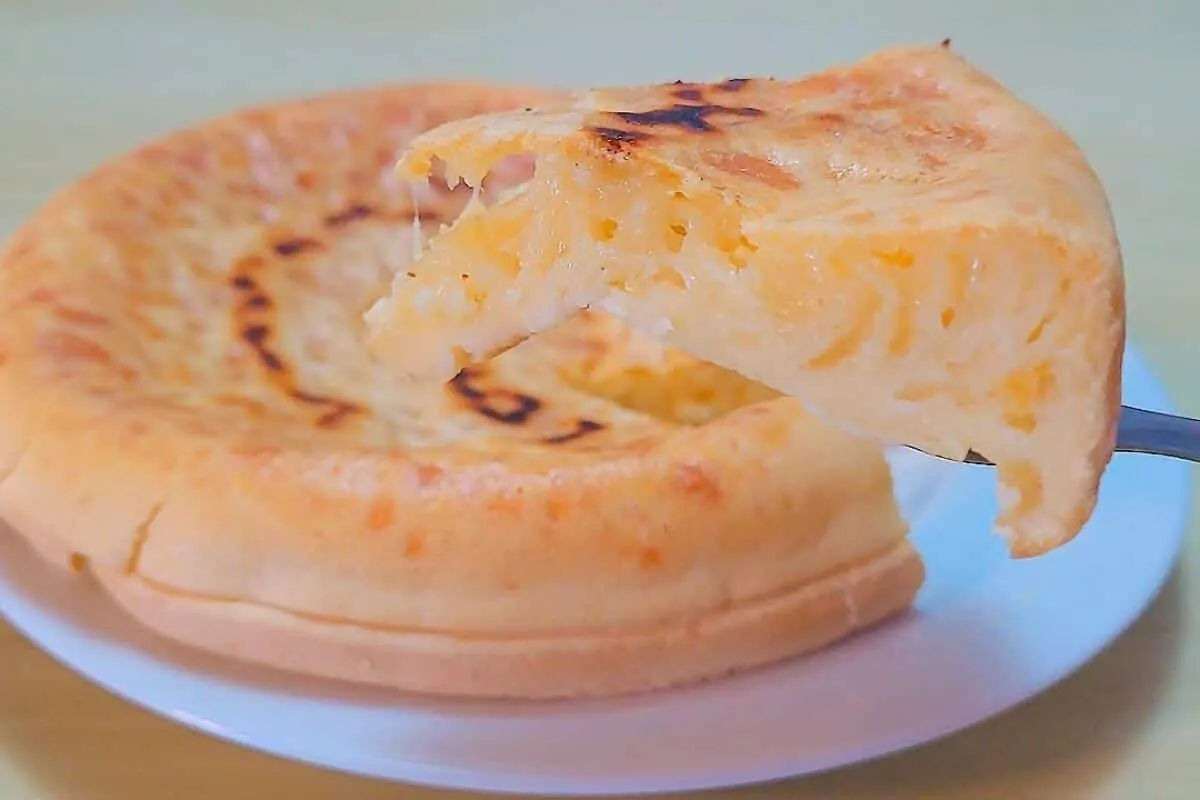 Pão de queijo de frigideira: nunca visto antes, a receita rá