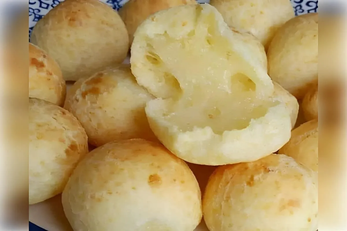 Pão de queijo de liquidificador uma receita tão fácil que at