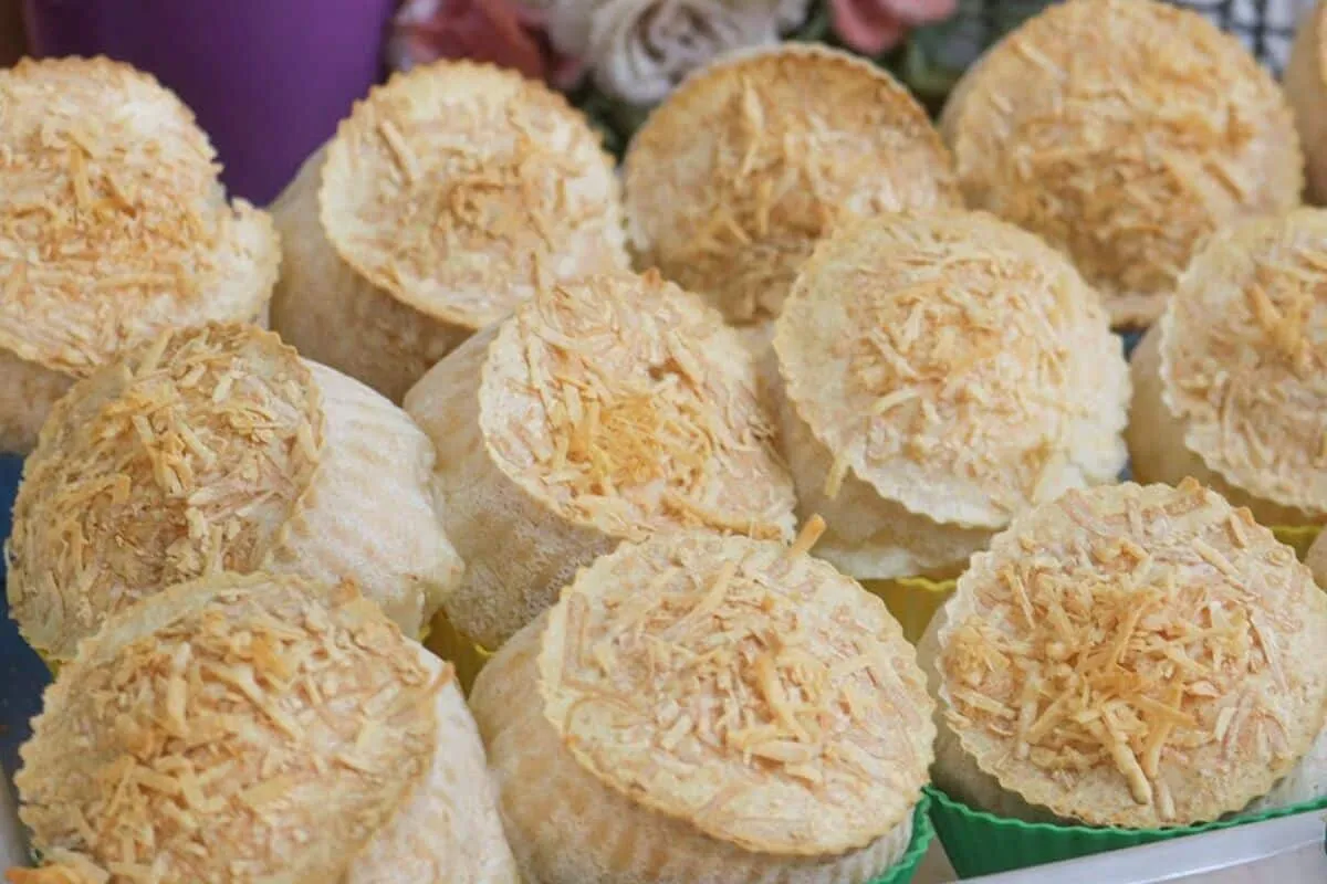 Pão de queijo de preguiçoso: veja a maneira mais prática e g