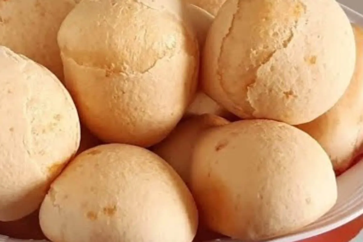 Pão de queijo sem ovo: essa receita é ótima e não pãozinho n